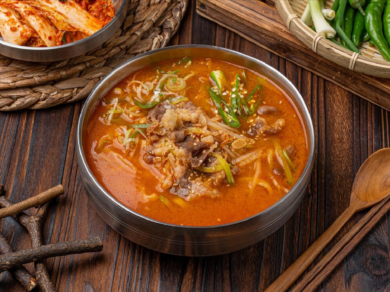 차돌된장칼국수